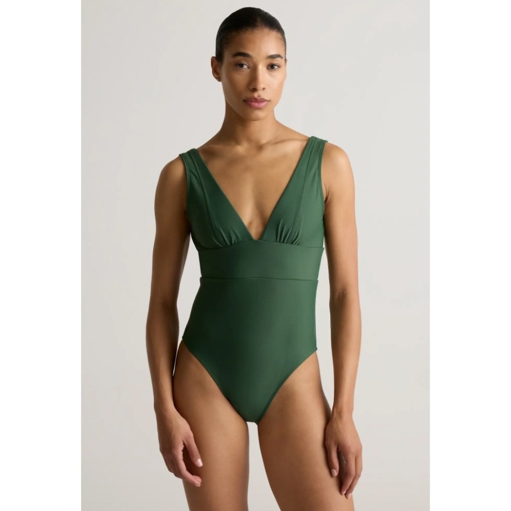 NEW Quince Italian Plunge One-Piece Swimsuit Green V-Neck Size Medium Beach Chic